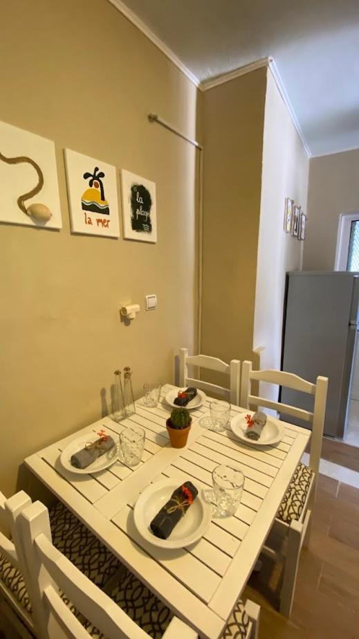 Apartment Geranium Ksamil