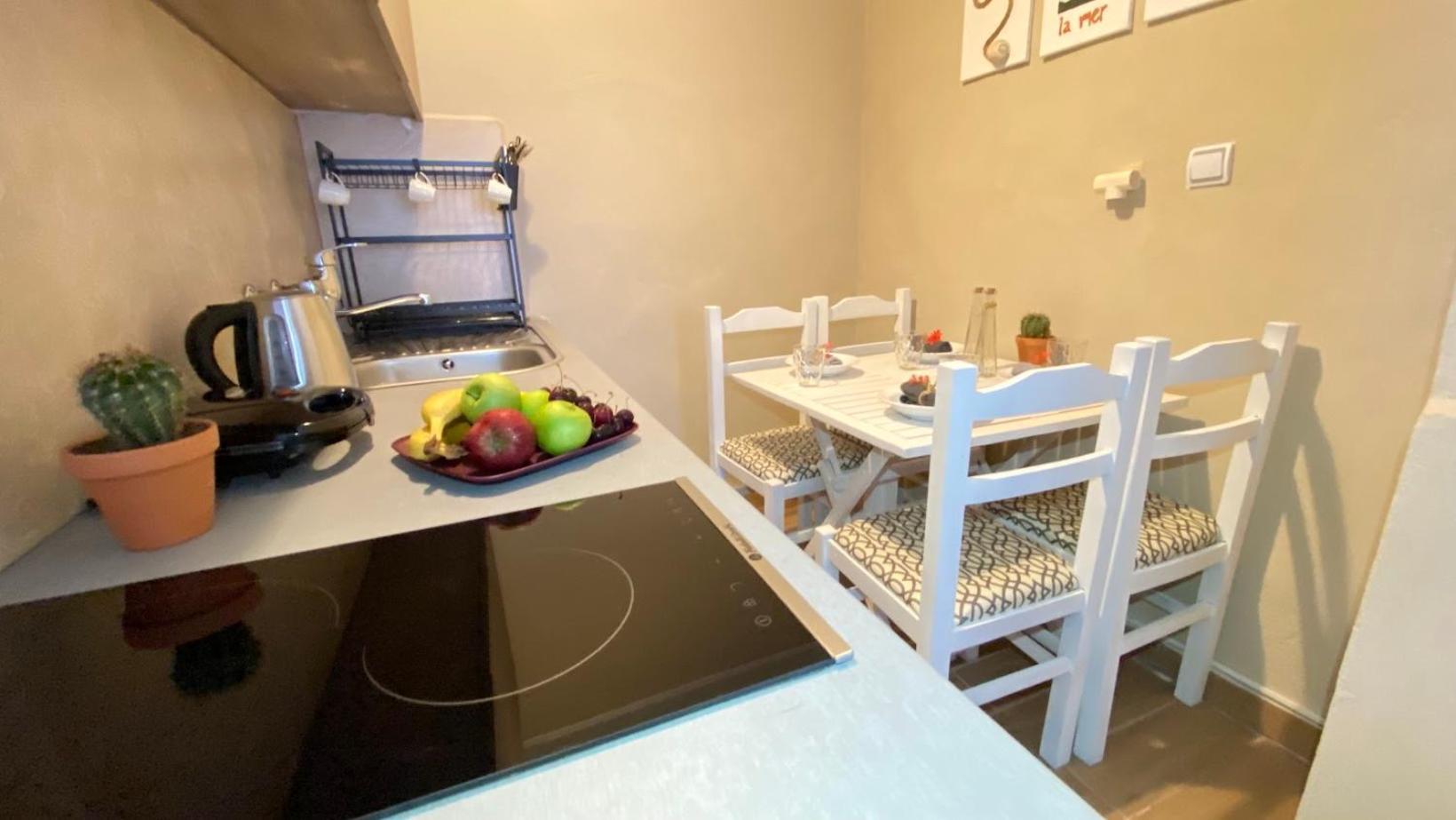 Geranium Apartment *